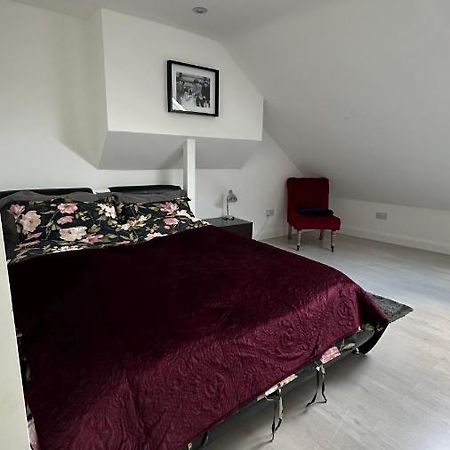 Stunning New 1 Bedroom Apartment London Exterior photo